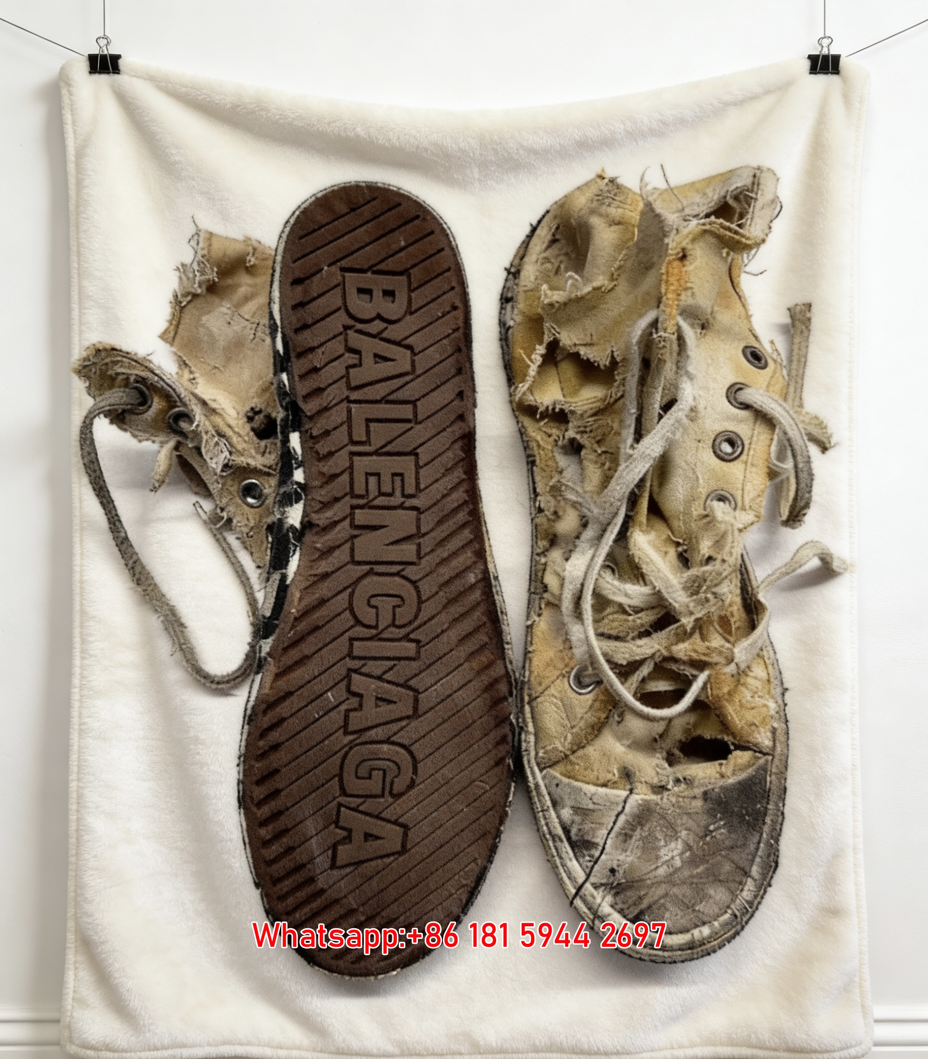 Balenciaga Sneaker Print Flannel Throw Blanket BA253